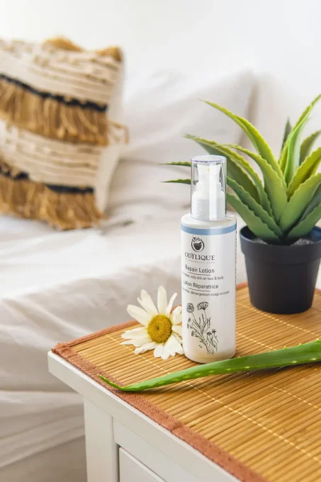Flacon pompe Lotion Réparatrice Odylique avec aloe vera et camomille